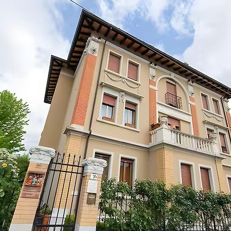 Boutique Apartment Casa Angela Удине Екстериор снимка